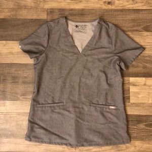 FIGS Casma 3 pocket scrub top